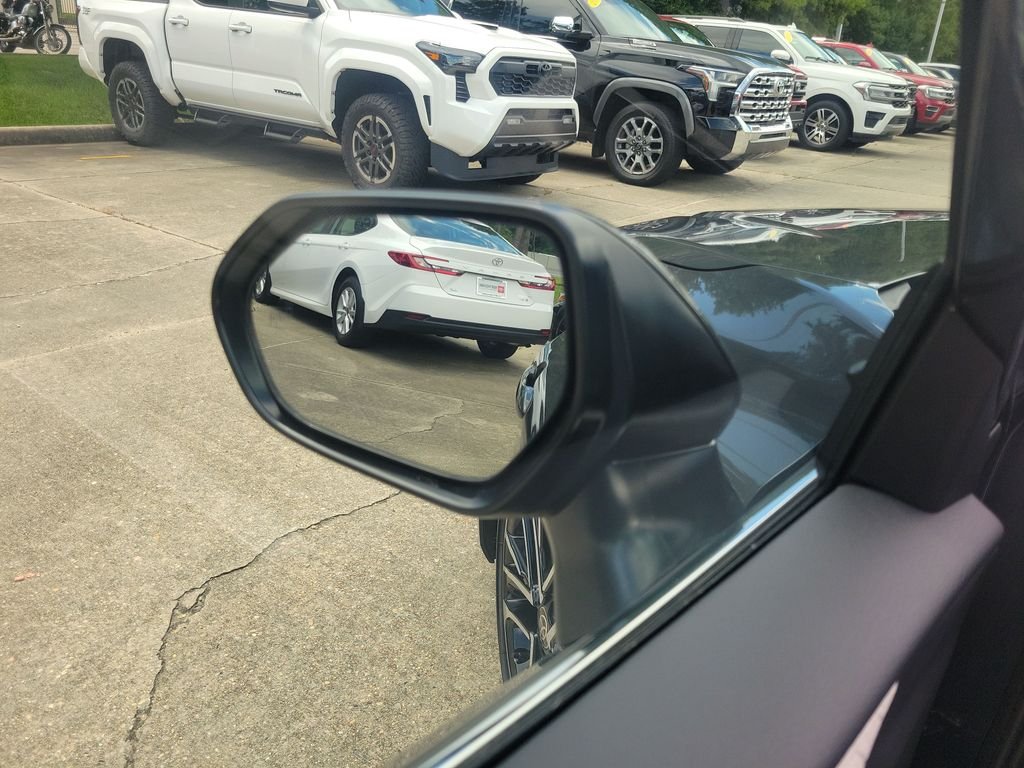 Certified Used 2025  Toyota XLE image 11