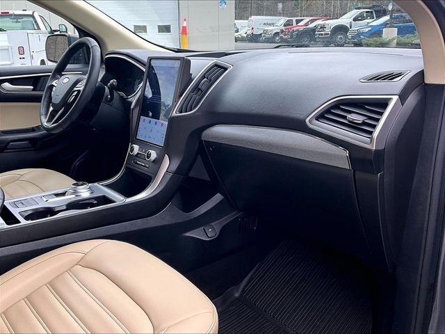 Used 2021 Gray Metallic Ford SEL image 17