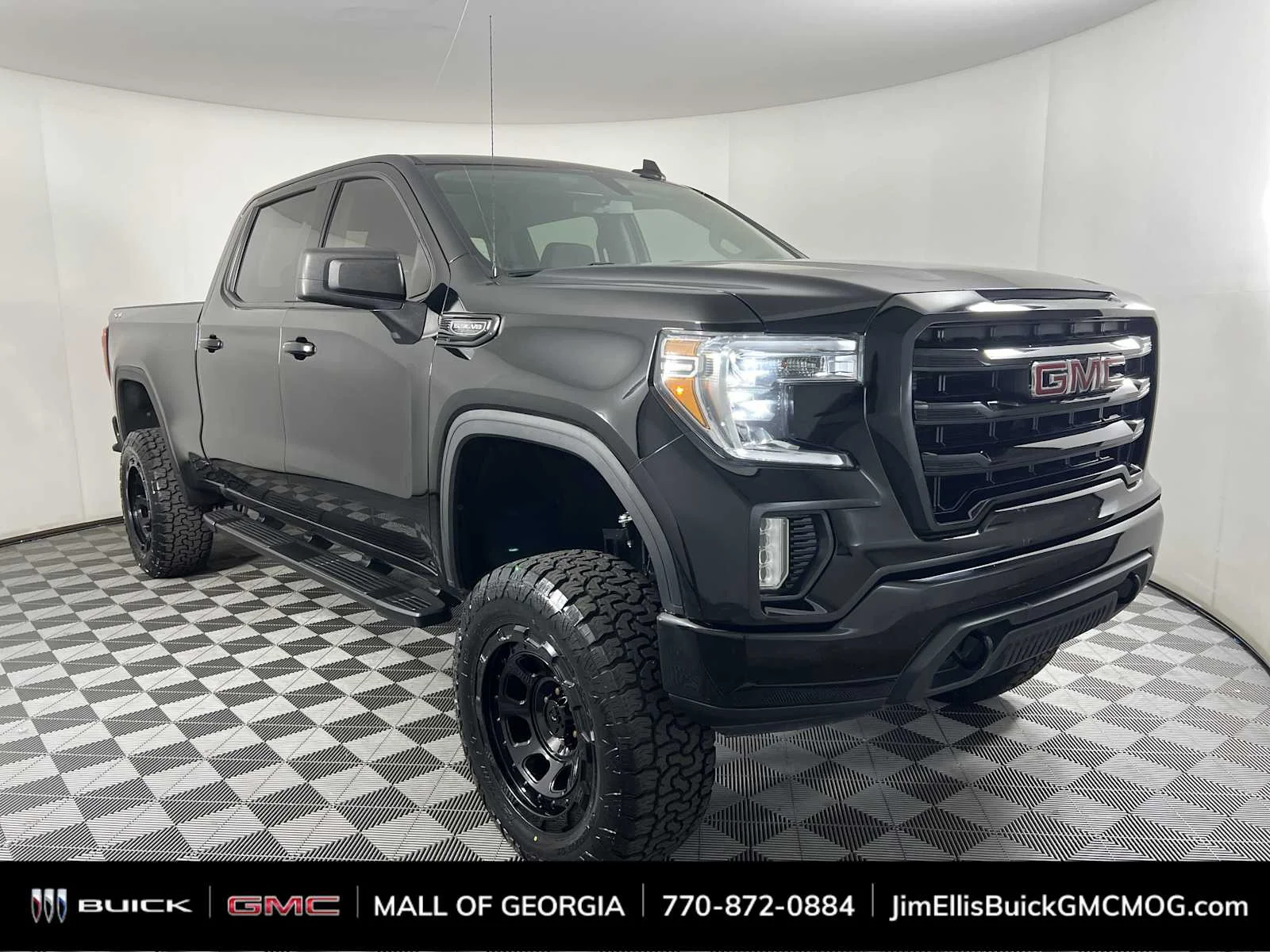 2019 GMC Sierra Elevation 4x4 Crew Cab Standard Box's photo