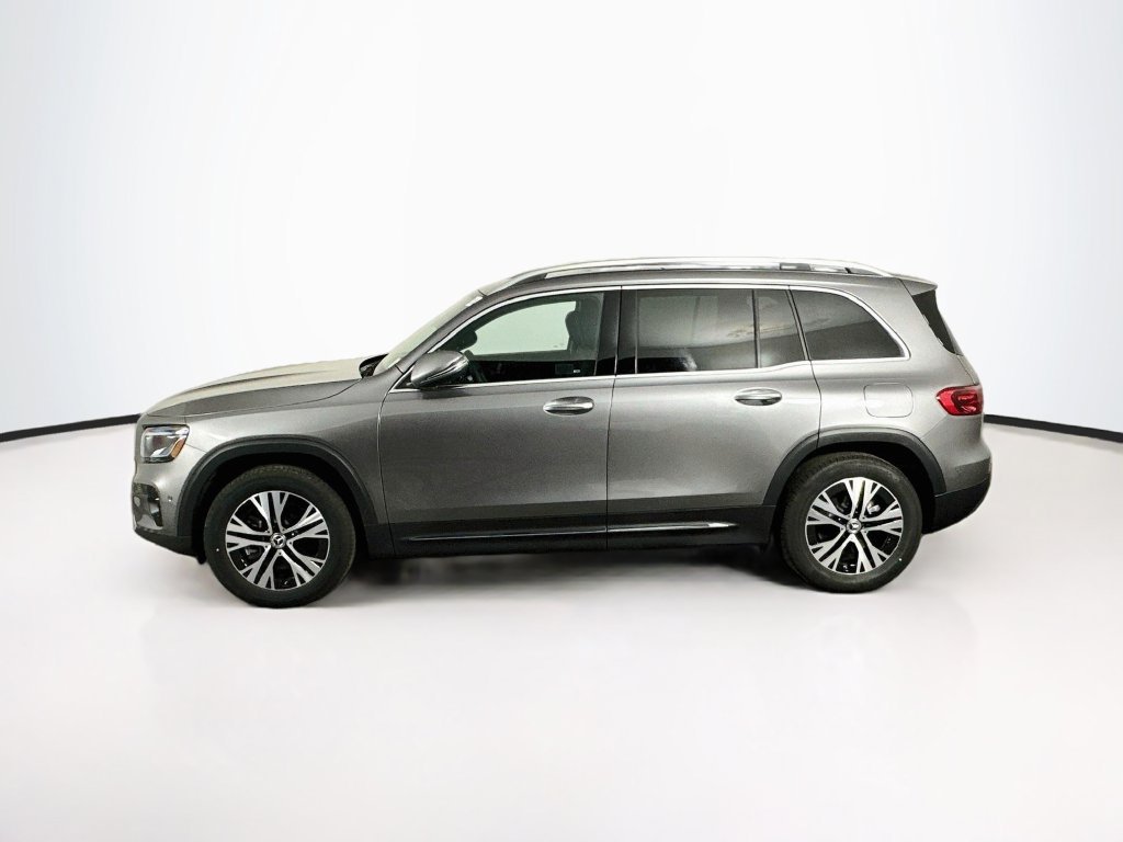 New 2026 Mountain Grey Metallic Mercedes-Benz GLB 250 image 3