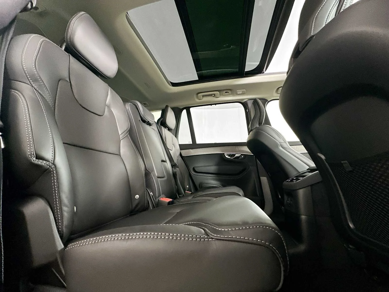 2025 Volvo XC90 Ultra - Photo 26
