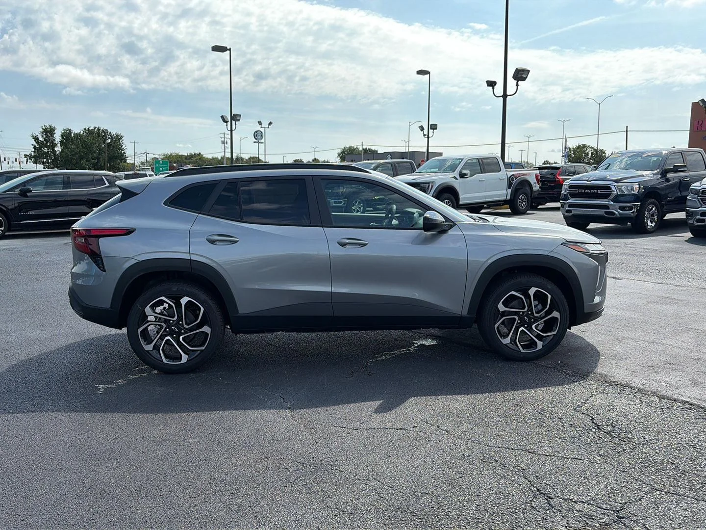 2026 Chevrolet Trax RS - Photo 6