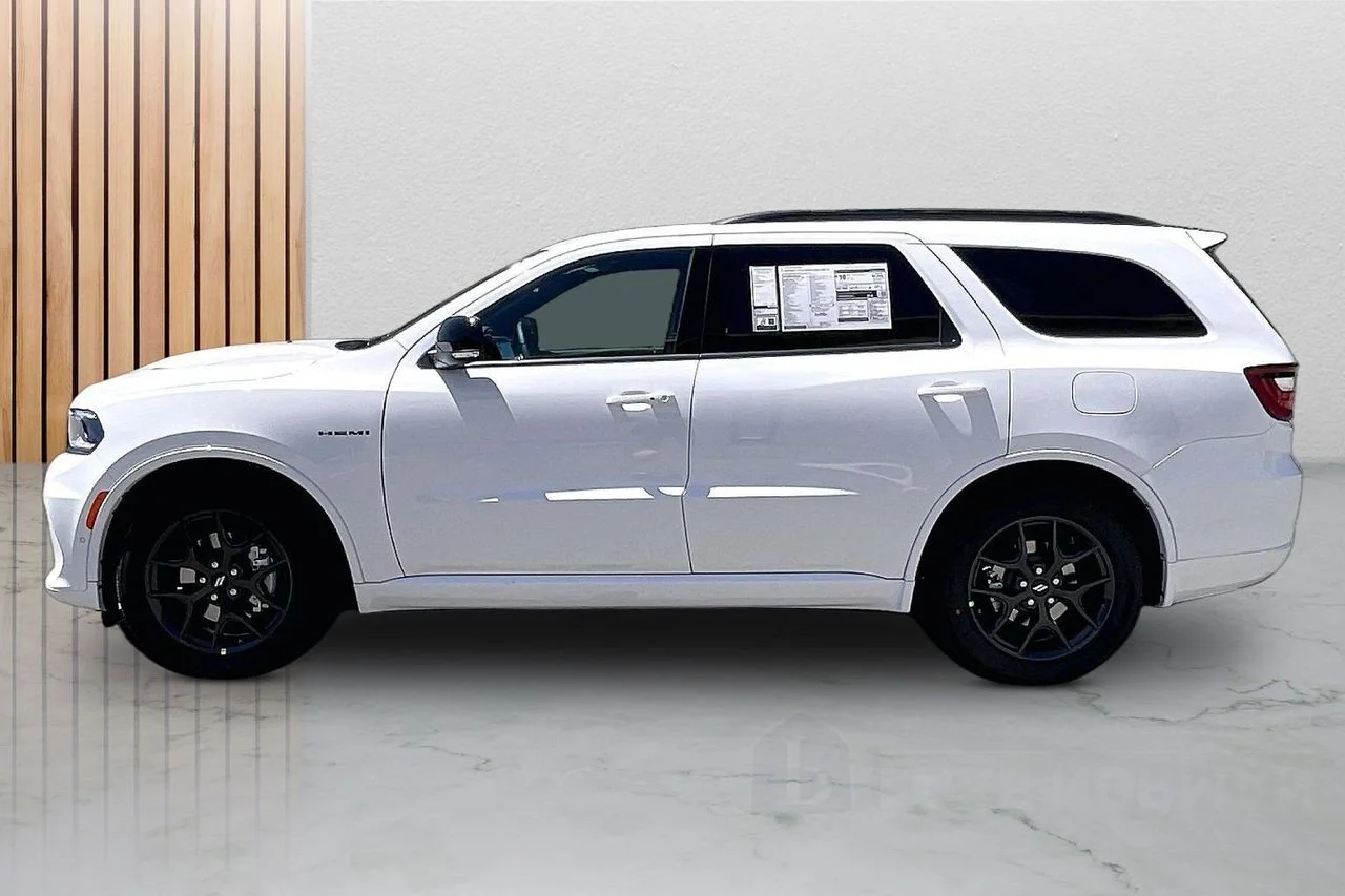 New 2026 White Knuckle Clear-Coat Exterior Paint Dodge  image 6