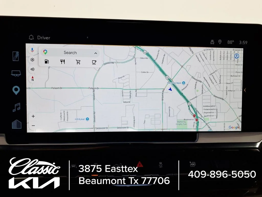 Used 2025 Black Chevrolet LT image 16