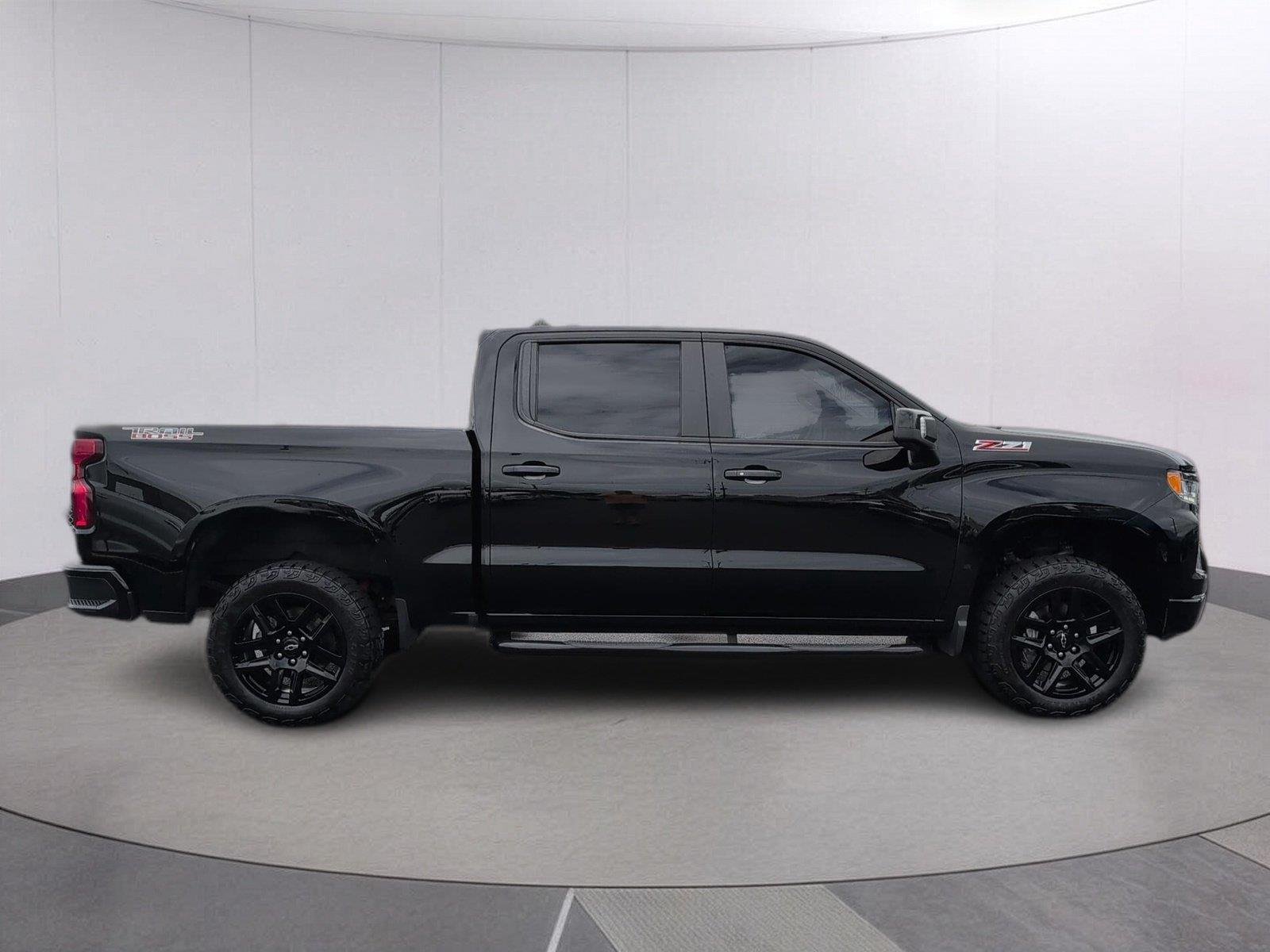 Used 2025 Black Chevrolet LT Trail Boss image 8