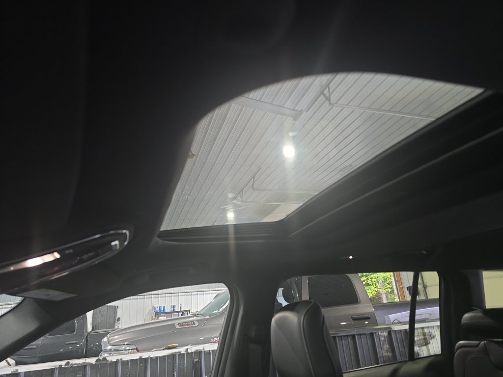 Used 2024 White Jeep Altitude X image 25