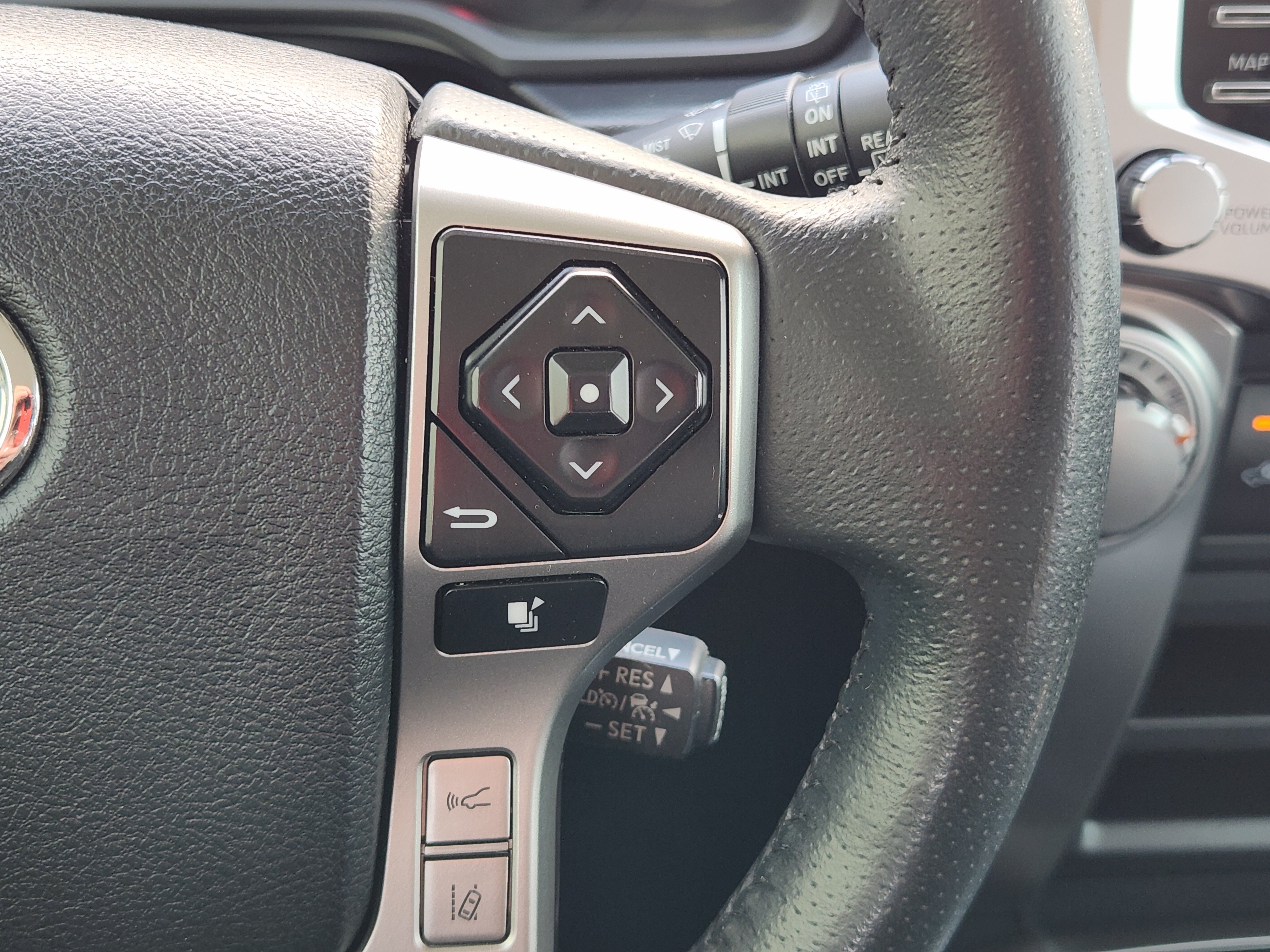 Used 2021 Magnetic Gray Metallic Toyota SR5 image 30