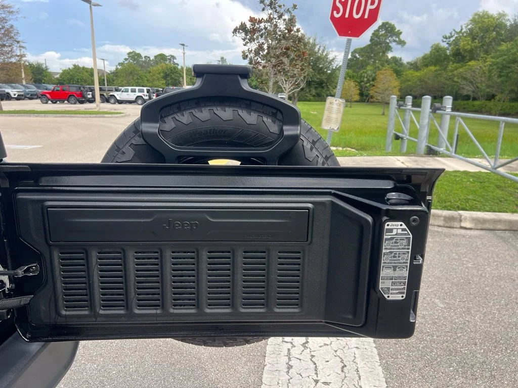 Certified Used 2025 Black Jeep Sport image 12