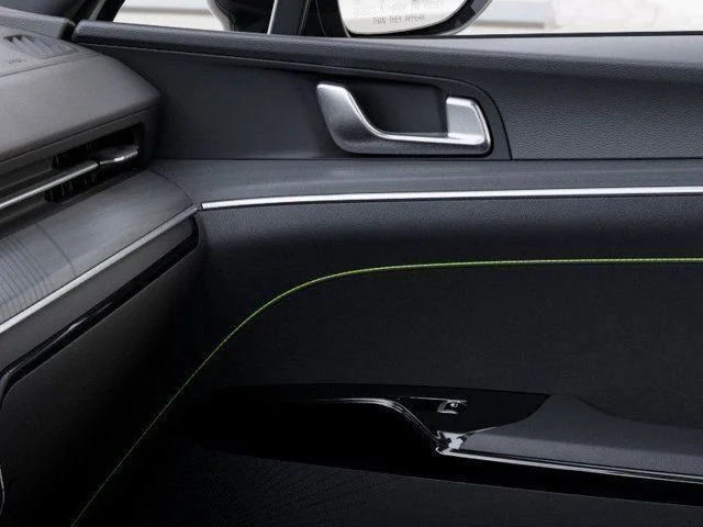 2026 Kia K5 GT - Photo 25
