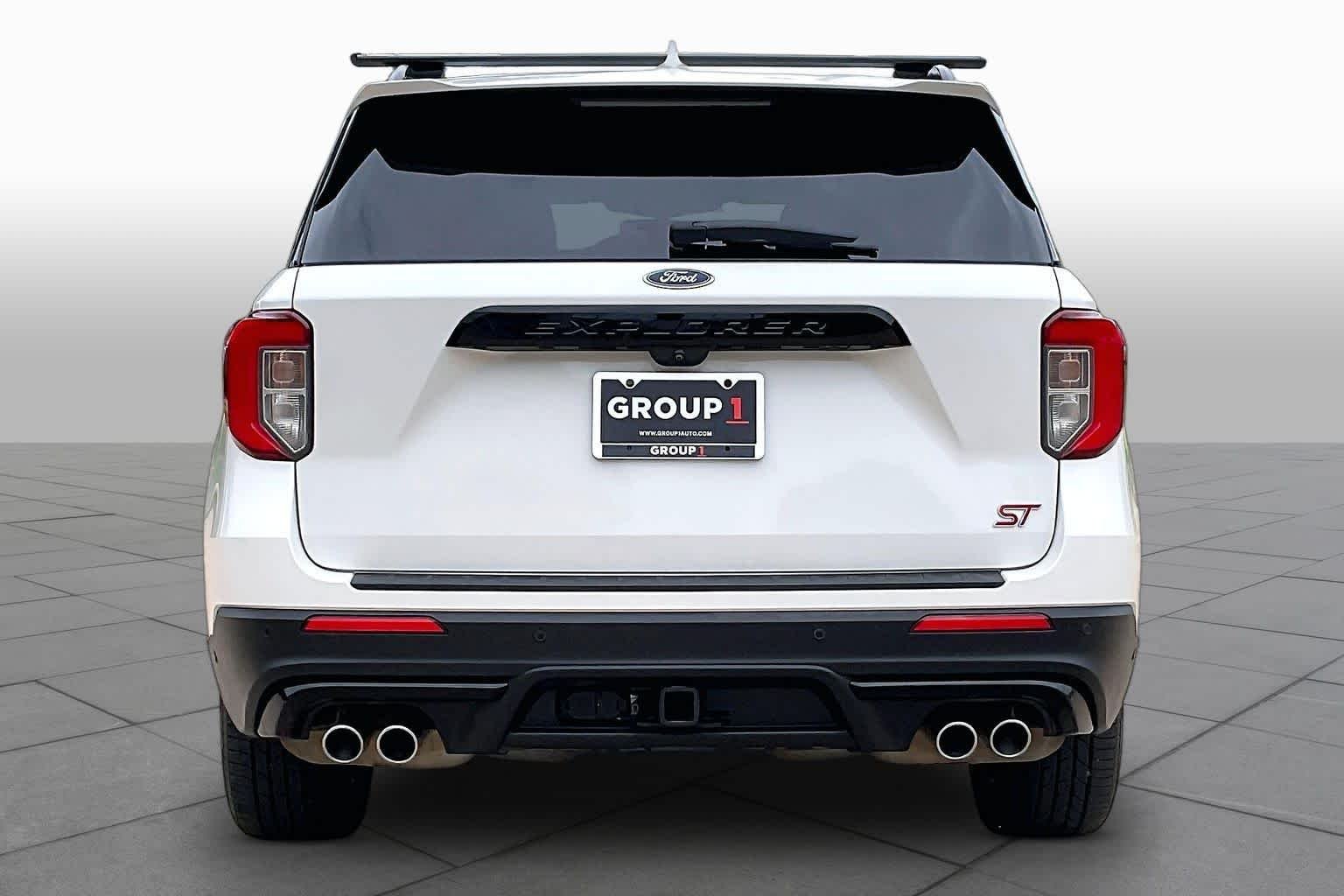 Used 2020 Star White Metallic Tri-Coat Ford ST image 5
