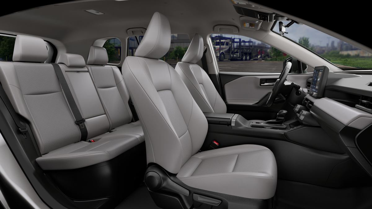 New 2026 Ice Cap Toyota XLE Premium image 42