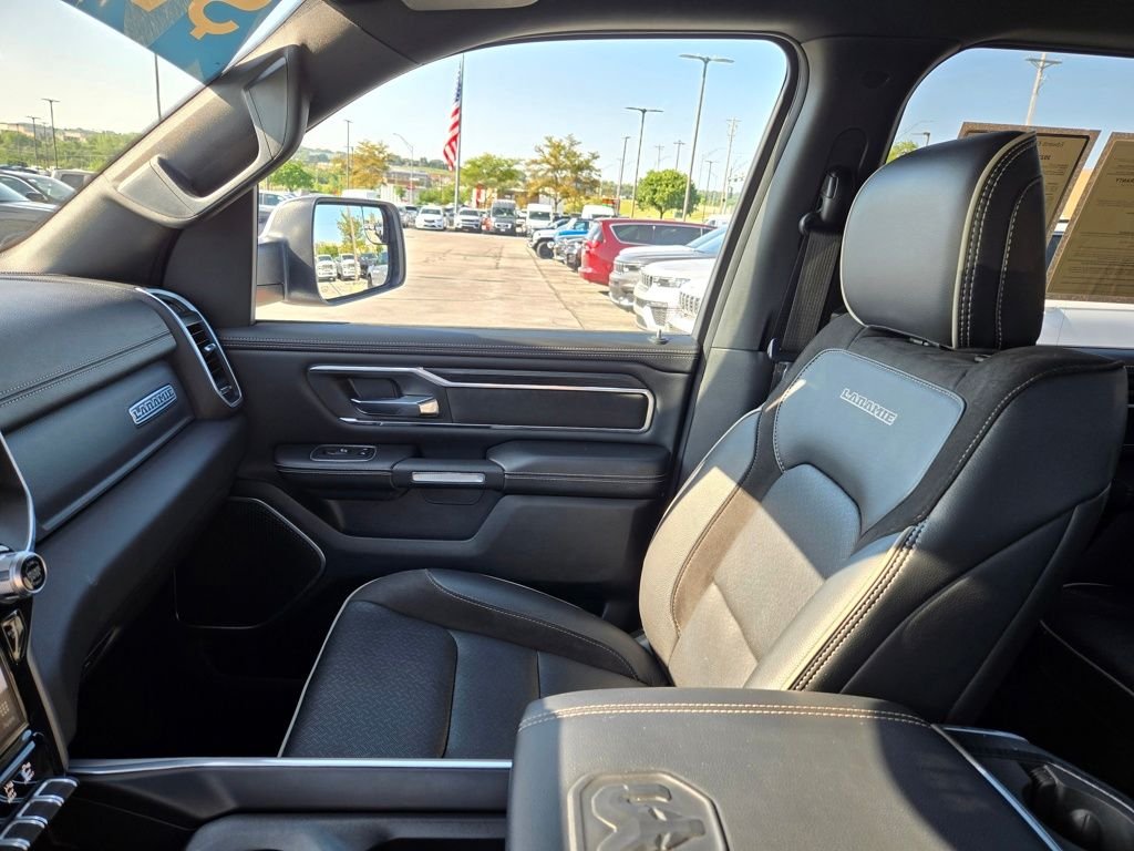 Used 2023 White Ram Laramie image 28