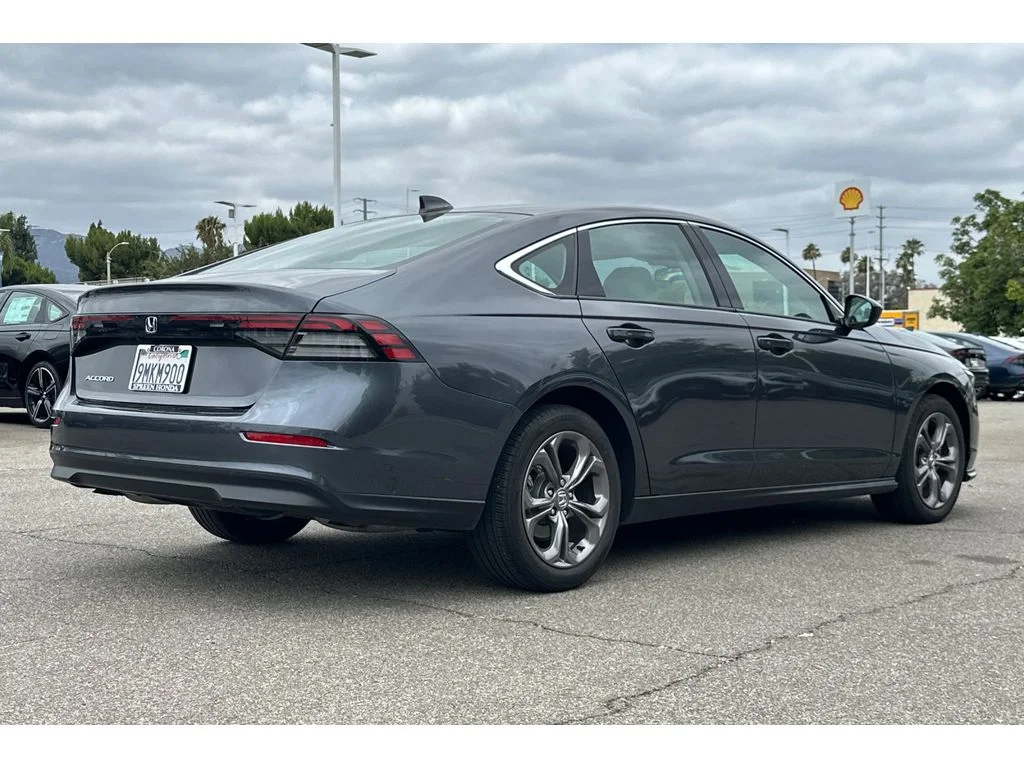 Certified Used 2024 Meteorite Gray Metallic Honda EX image 6