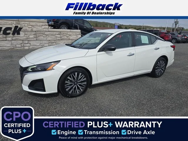 Used 2025 Glacier White Nissan 2.5 SV image 1