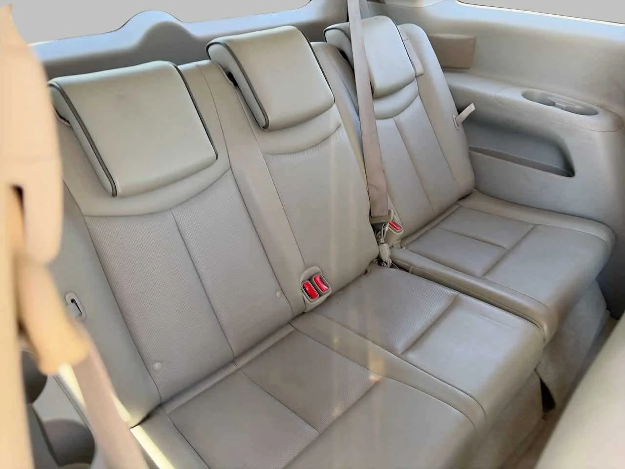 Used 2012 Platinum Graphite Nissan SL image 15