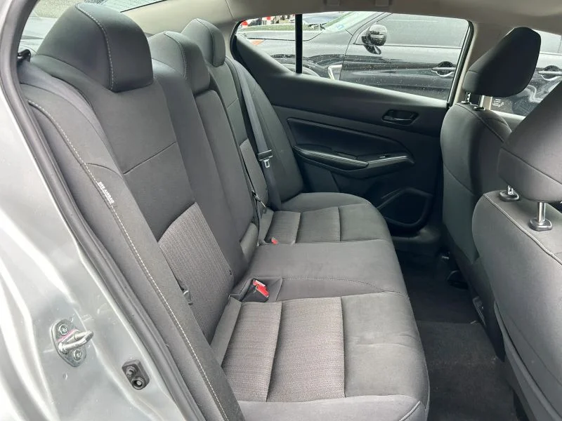 Used 2024 Silver Nissan 2.5 SV Sedan 4D image 25