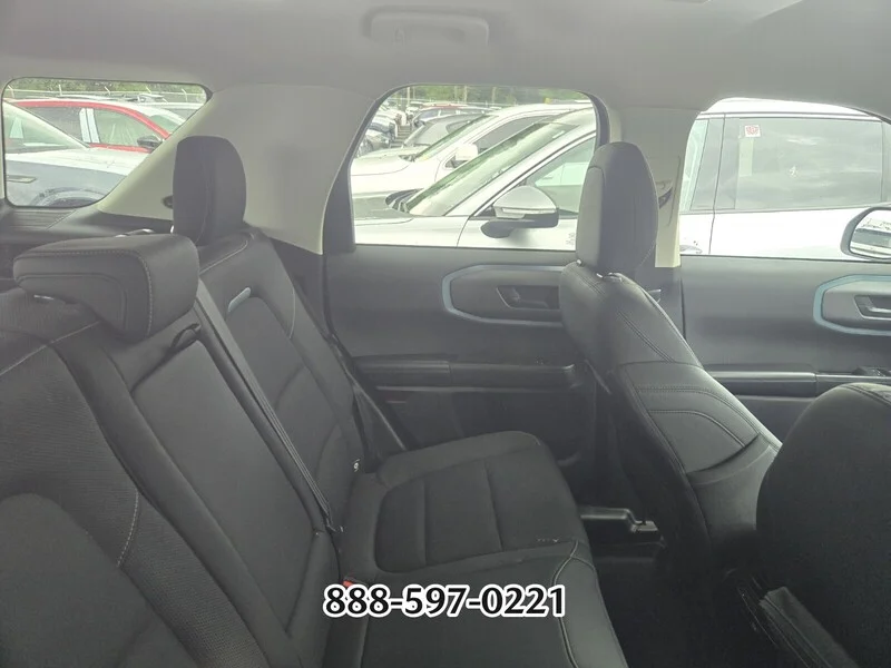 Used 2021 Silver Metallic FORD BADLANDS image 8