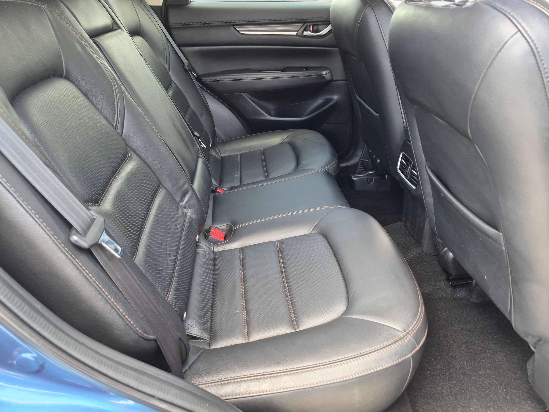 Used 2021 Eternal Blue Mica Mazda Grand Touring AWD image 28