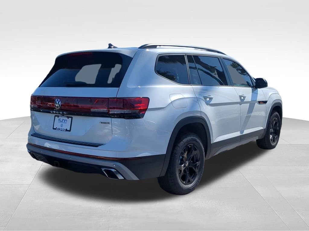 New 2026 White/off-white Volkswagen Peak Edition image 4