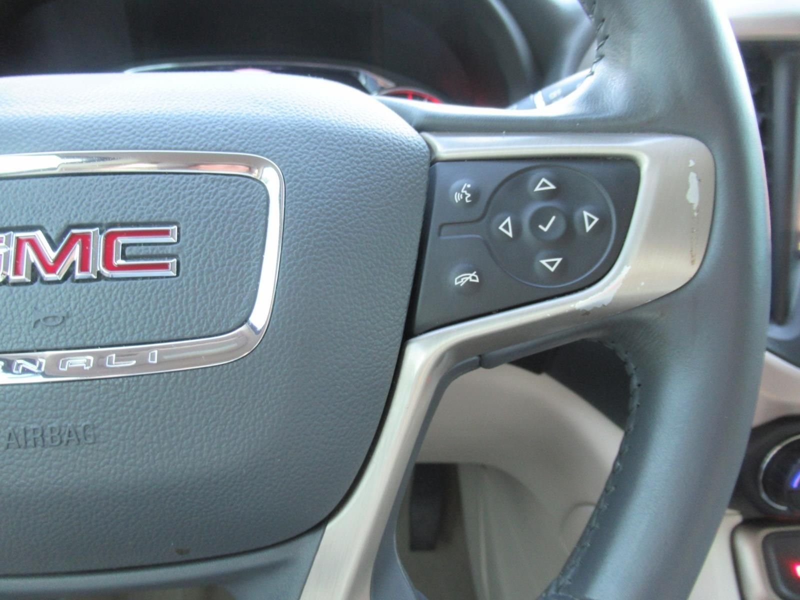 Used 2021 Gray GMC Denali image 26