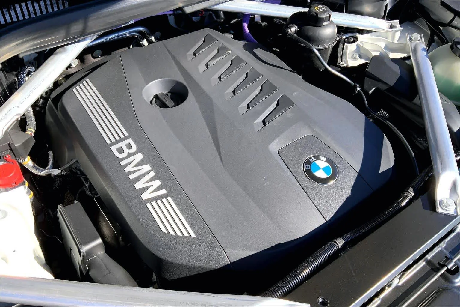 New 2026 Alpine White BMW xDrive40i image 17