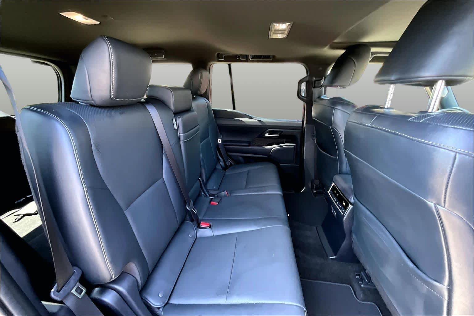 Used 2025 Nightfall Mica Lexus Premium+ image 20