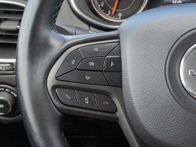 Used 2019 Granite Crystal Clearcoat Metallic Jeep Trailhawk image 24