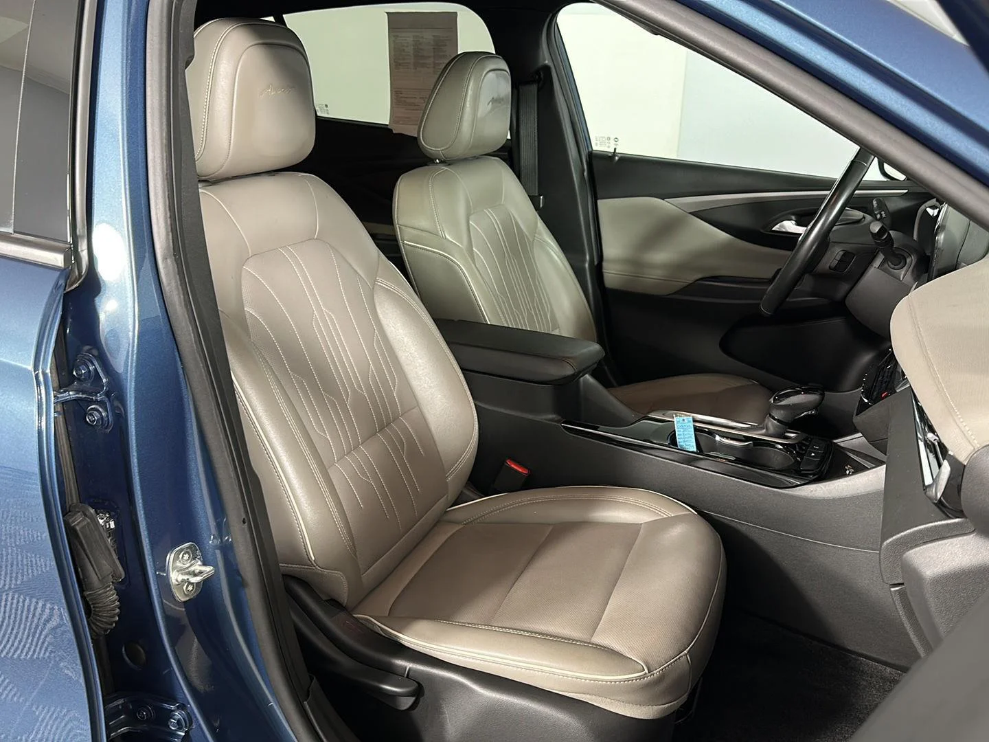 Used 2024 Ocean Blue Metallic Buick Avenir image 26