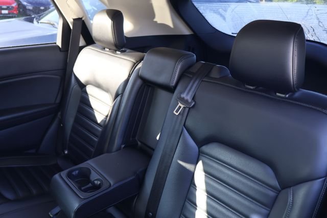 Used 2019 Blue Ford SEL image 8