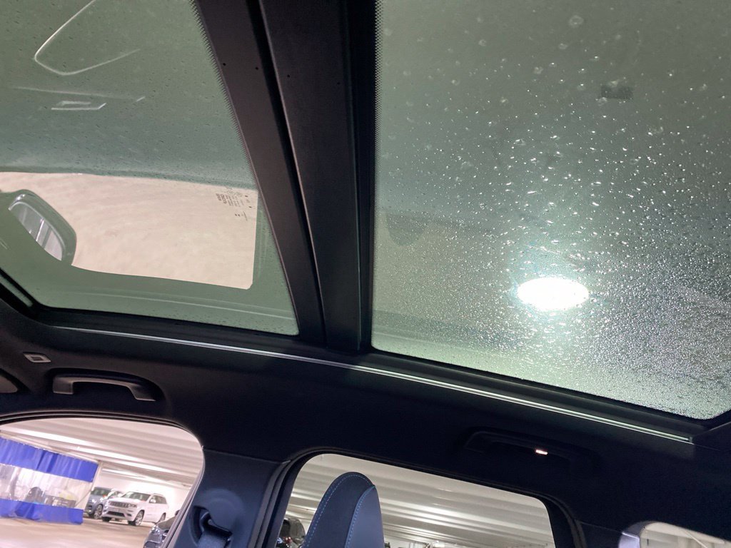 Used 2023 Black Sapphire Metallic BMW xDrive28i image 14