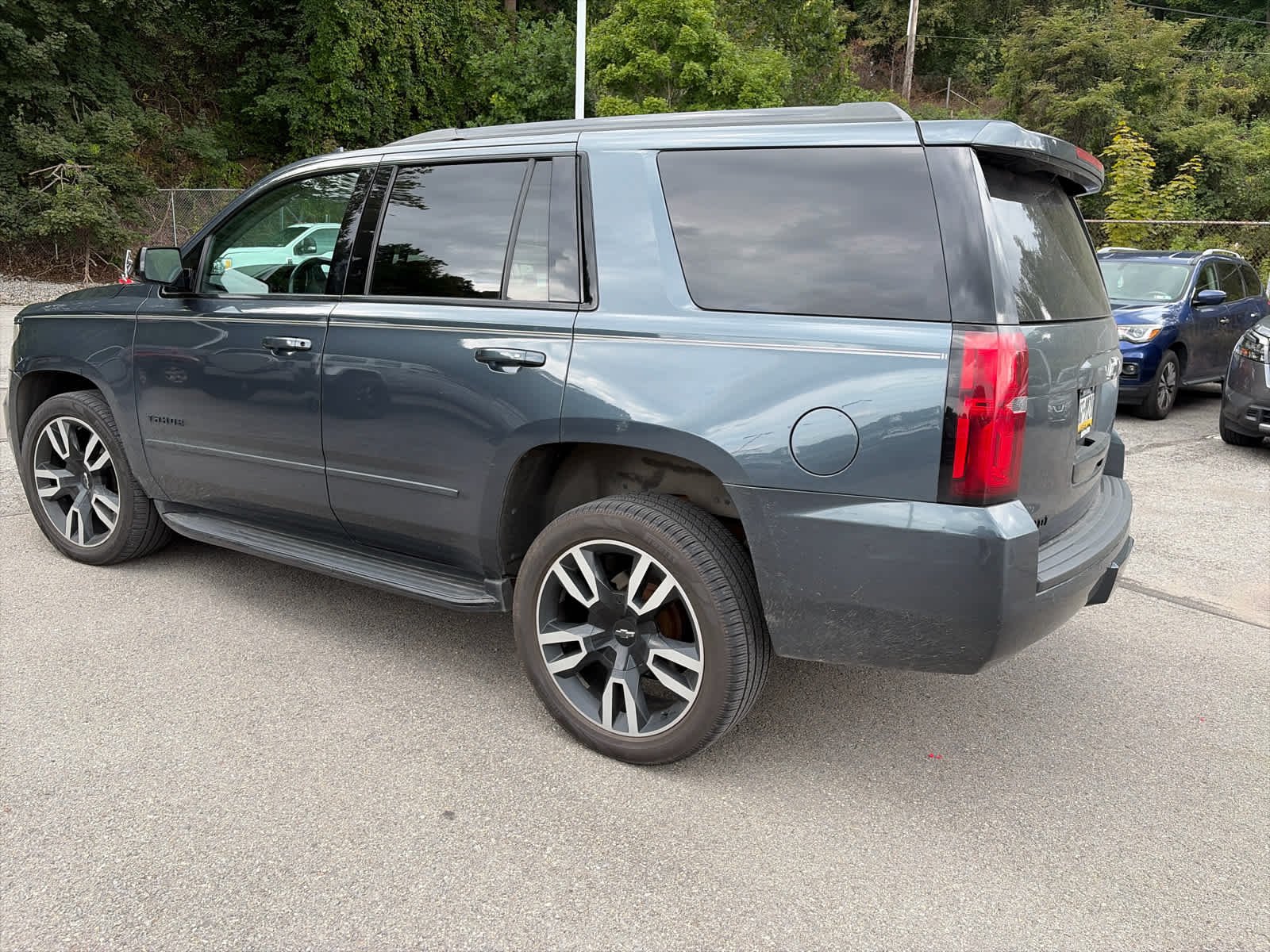 Used 2019 Shadow Gray Metallic Chevrolet Premier image 14