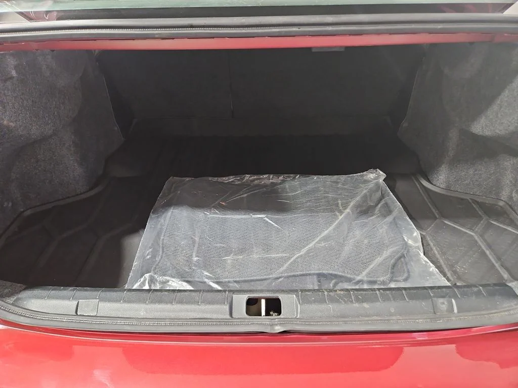 Used 2020 Red Subaru Base image 22