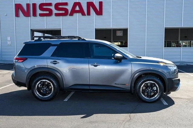 2025 Nissan Pathfinder Rock Creek - Photo 9