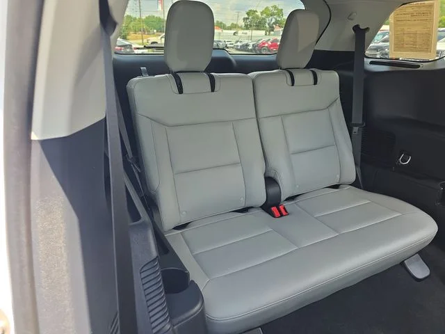Used 2025 White Ford Active image 13