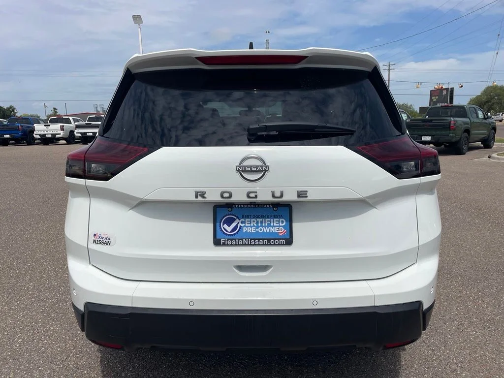 Used 2025 White Nissan S image 6