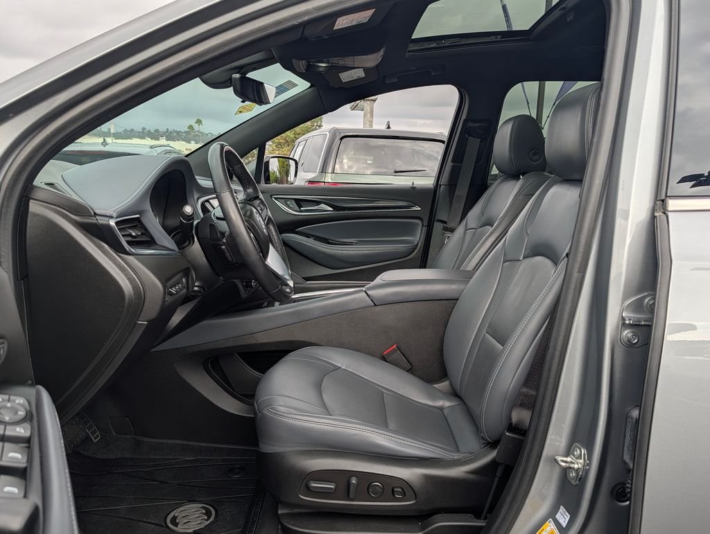 2023 Buick Enclave Premium - Photo 12