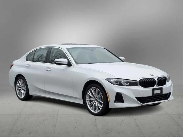 New 2024 Mineral White Metallic BMW 330i xDrive image 2