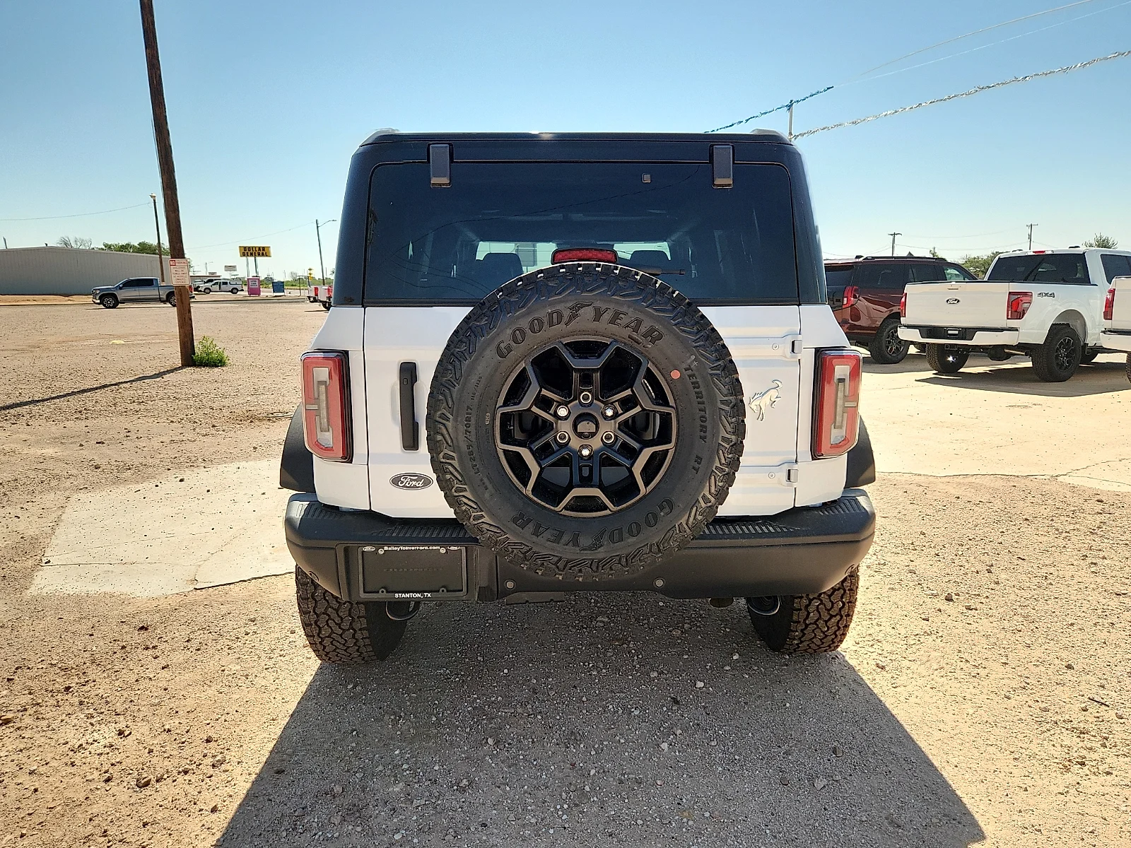 New 2026 Oxford White Ford Badlands image 6
