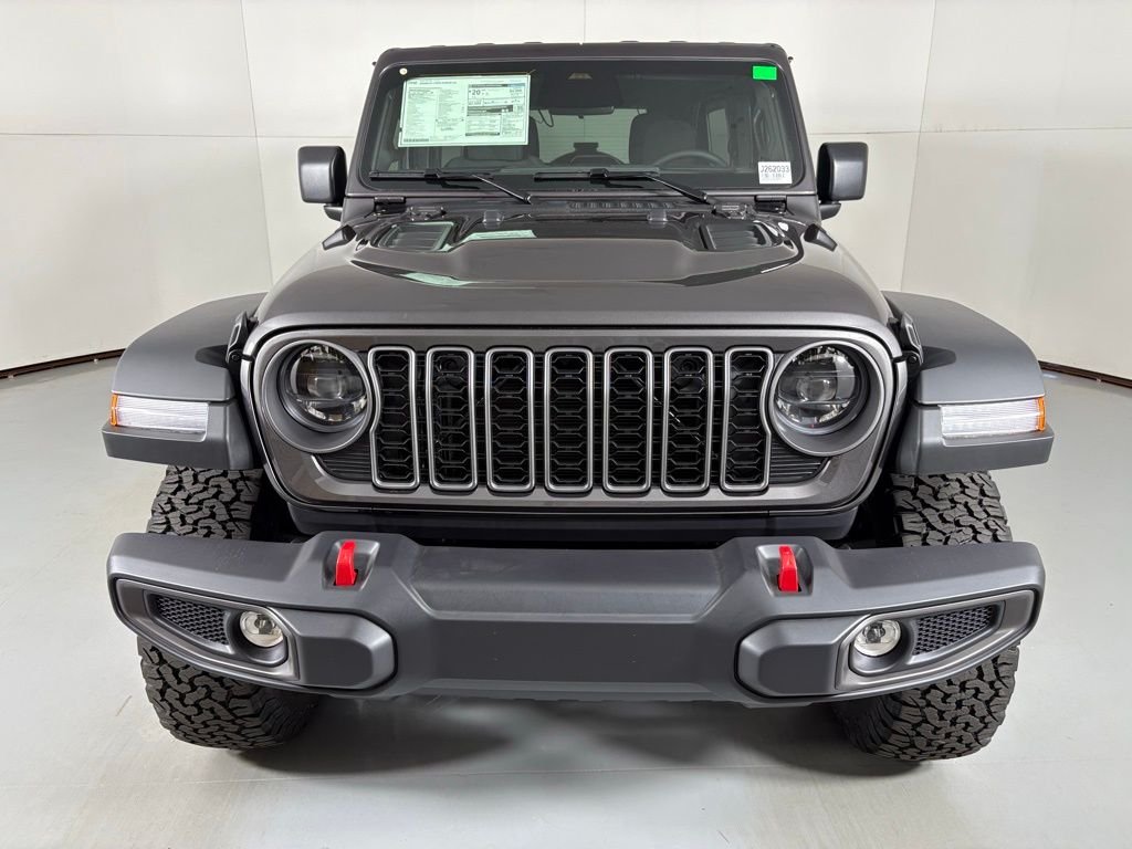 New 2026 Granite Crystal Metallic Clear-Coat Exterior Paint Jeep Rubicon image 3