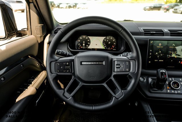 Used 2025 Santorini Black Metallic Land Rover X-Dynamic SE image 14