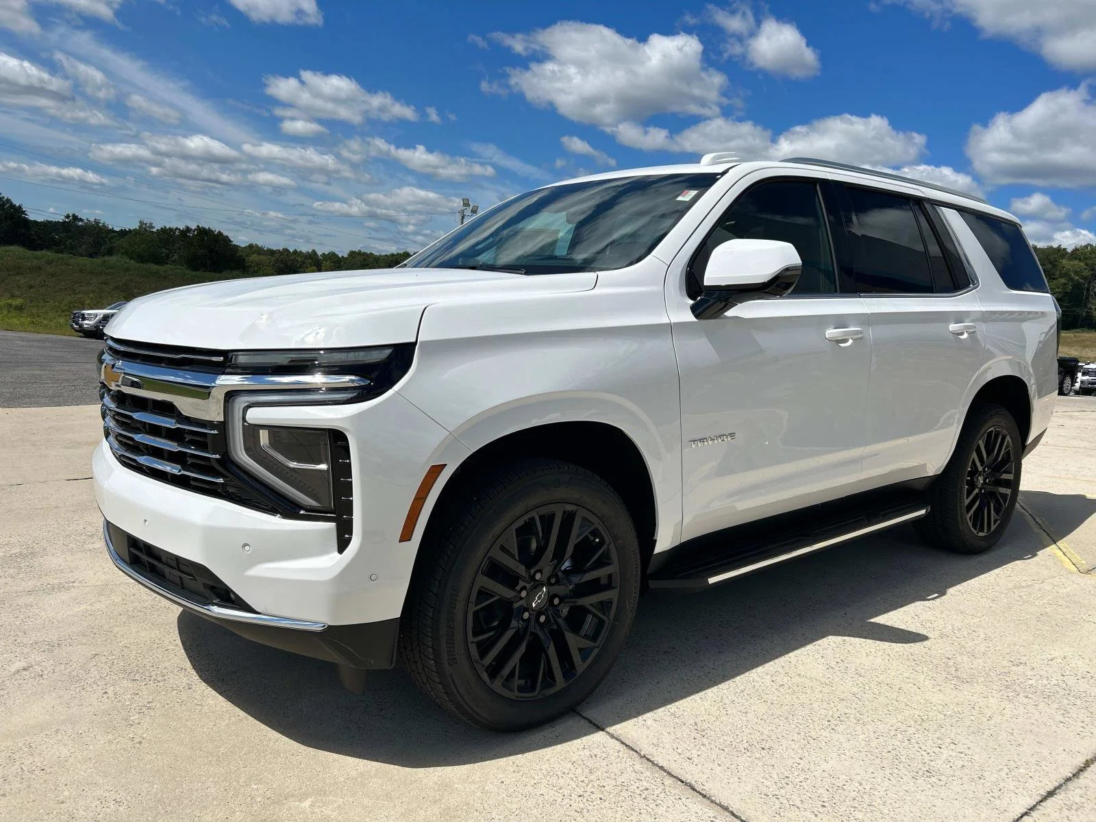 2025 Chevrolet Tahoe LT - Photo 8