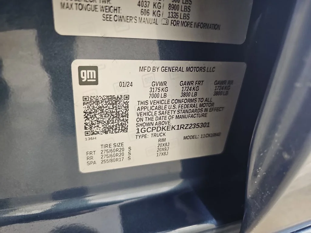 Certified Used 2024 Blue Chevrolet LT image 41