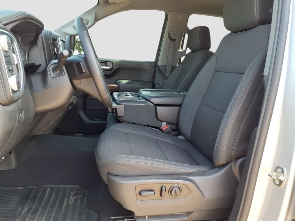Used 2020 Quicksilver Metallic GMC SLE image 21