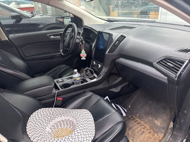 Used 2022 Black Ford Titanium image 6