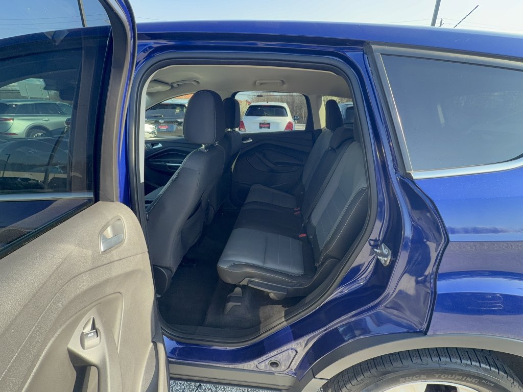 Used 2016 Deep Impact Blue Ford SE image 17