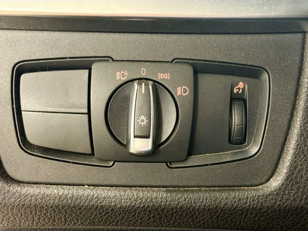 Used 2018 Orange BMW Base image 11