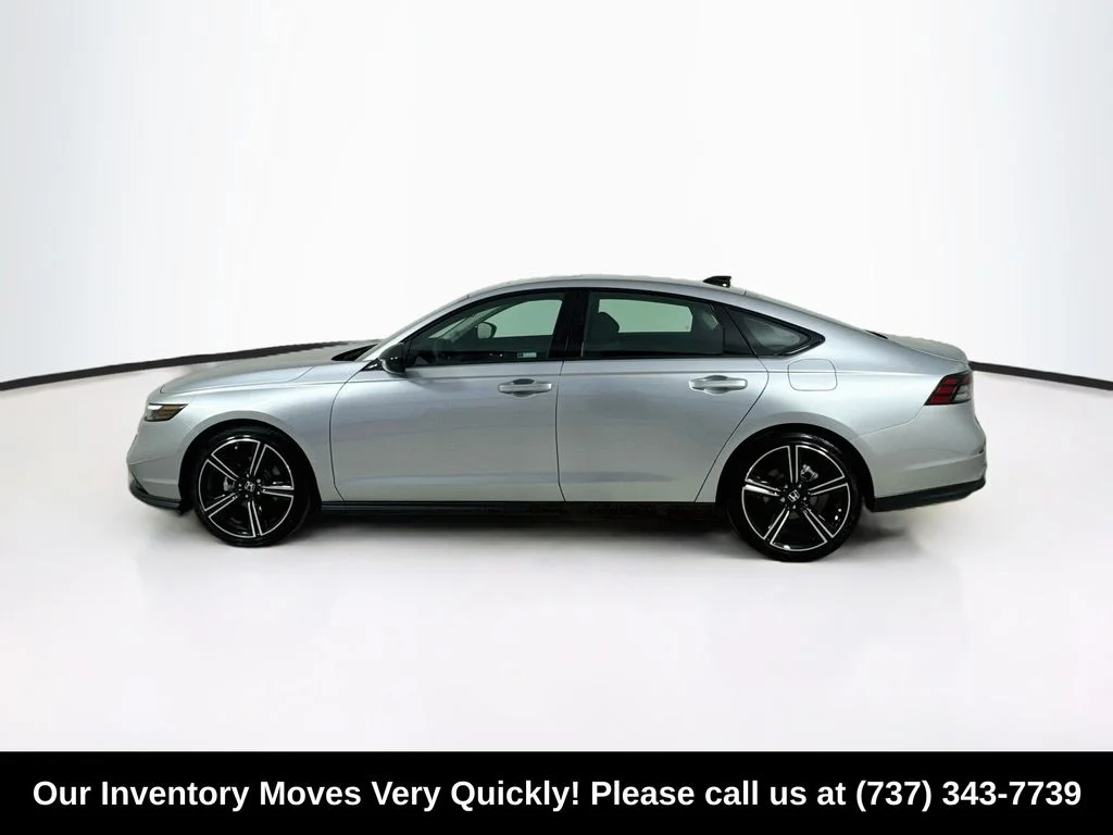 Used 2026 Silver Honda SE image 4