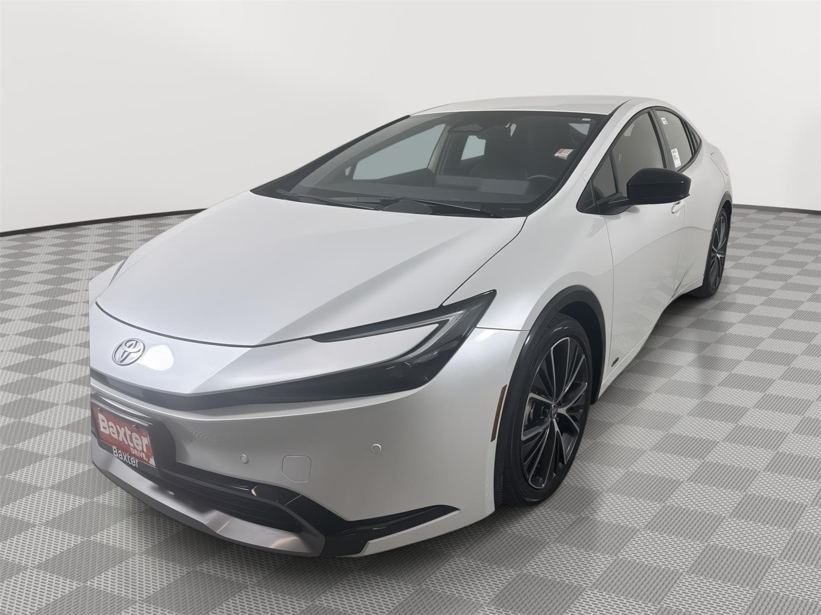 Used 2024 Wind Chill Pearl Toyota XLE image 12