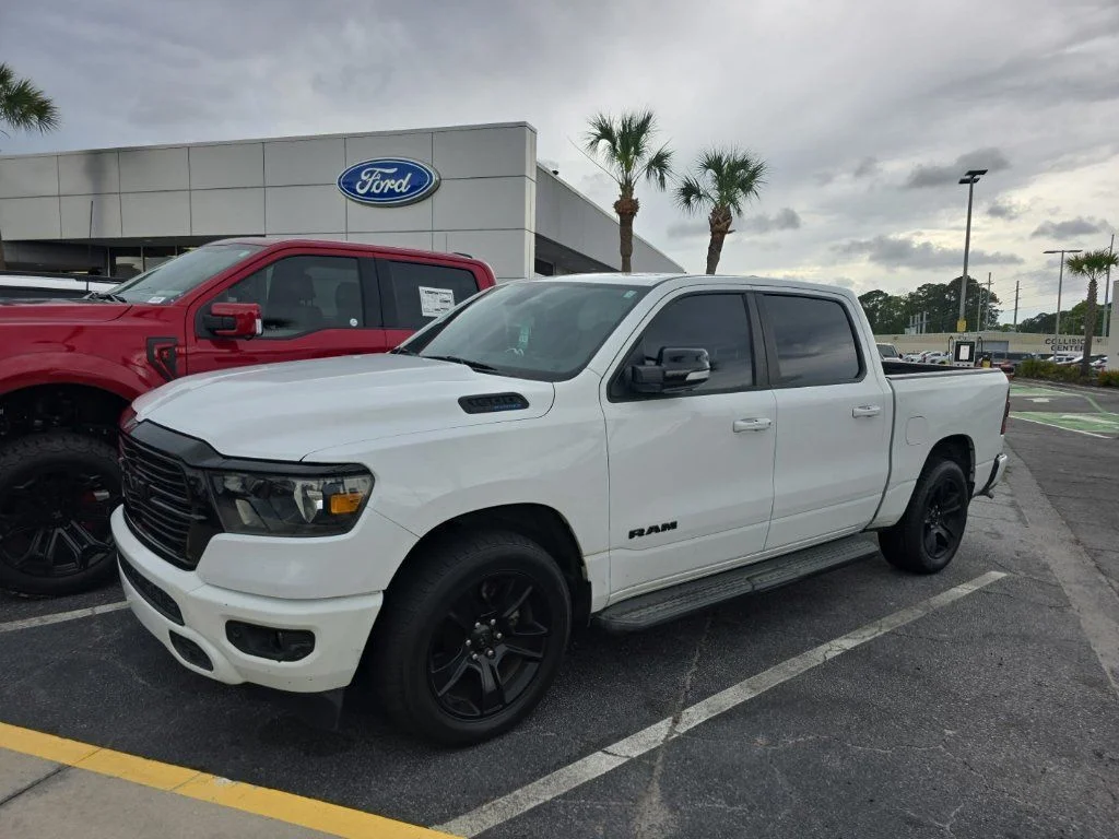 2021 RAM 1500 Big Horn/Lone Star Crew Cab 5'7's photo