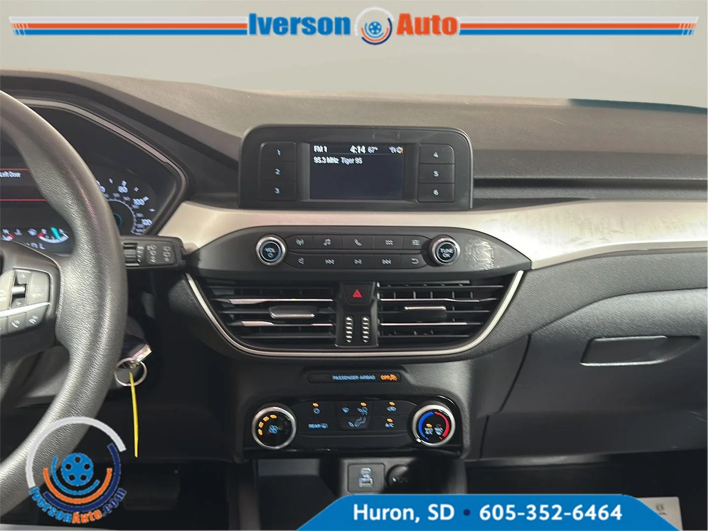 Used 2022 Iconic Silver Ford S image 27